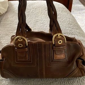 Coach brown leather handbag w/ dust bag